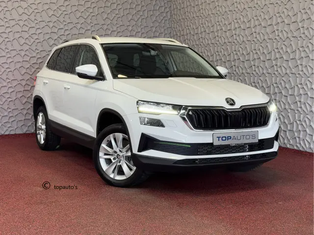 ŠKODA Karoq ✅3.719KM✅ 1.5 TSI 150 PK CARPLAY NAVI VIR.COCKPIT STOEL/STUUR VERW. ADAP.CRUISE ✅ Top...