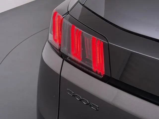 Peugeot 3008 1.6 HYbrid 225 GT Pack Business VAN: 25.900,- VOOR: 22.877,- UW WKVOORDEEL: 3.023,- | B...