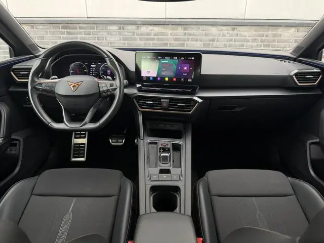 CUPRA Leon Sportstourer 1.4 e-Hybrid VZ 245PK | Sfeerverlichting | Camera | Carplay | LED |