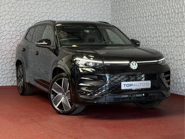 Volkswagen Tayron 1.5 eHybrid 272PK R-LINE TREKHAAK BLACK-STYLE 20''LMV PANO SCHUIFDAK ERGO.STOEL MA...