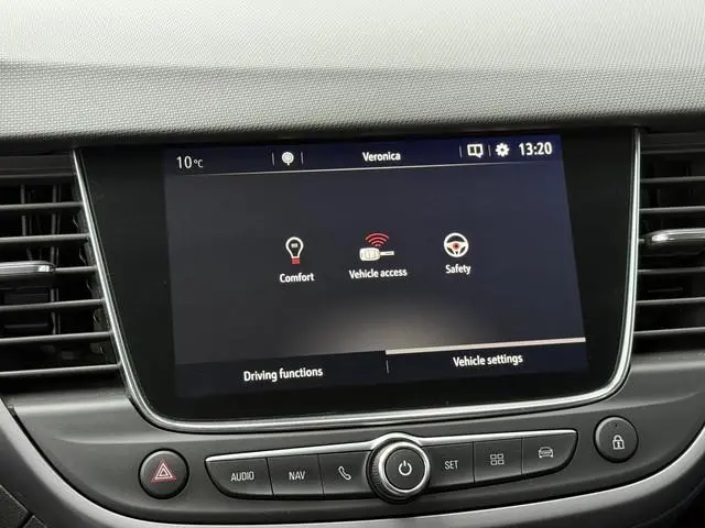 Opel Crossland X