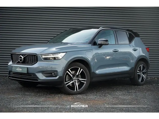 Volvo XC40 1.5 T5 Recharge R-Design / Pano / NL Auto / 1e Eig / Incl BTW