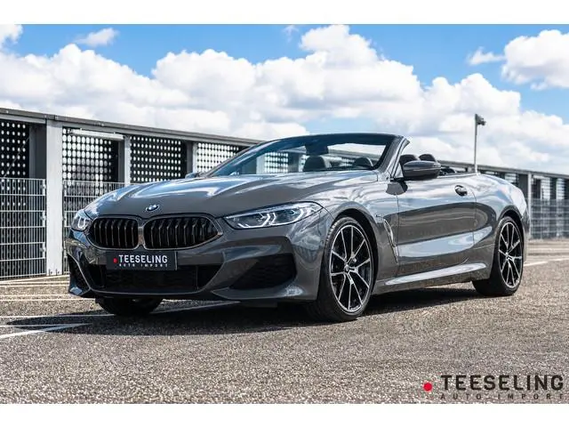 BMW 8-serie M850i xDrive High Executive | HUD | Harman Kardon | NP 195k