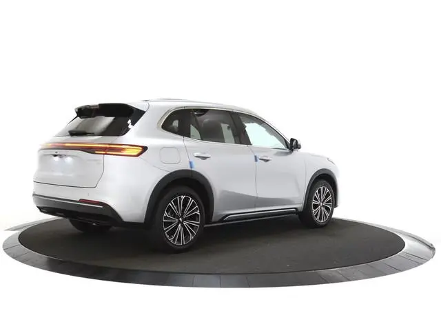 Geely Starray EM-i