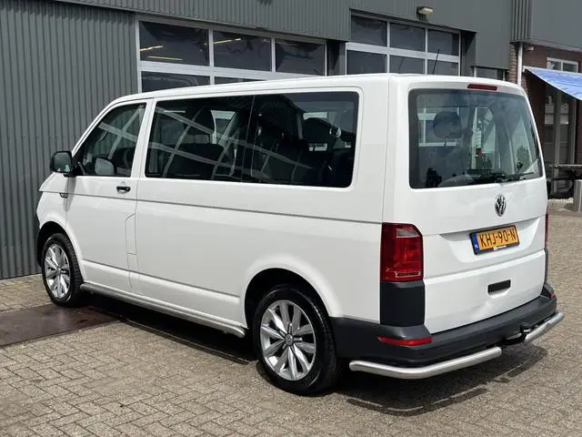 Volkswagen Transporter Kombi 2.0 TDI Airco Cruise control Navigatie Trekhaak 2500kg trekgewicht Euro...