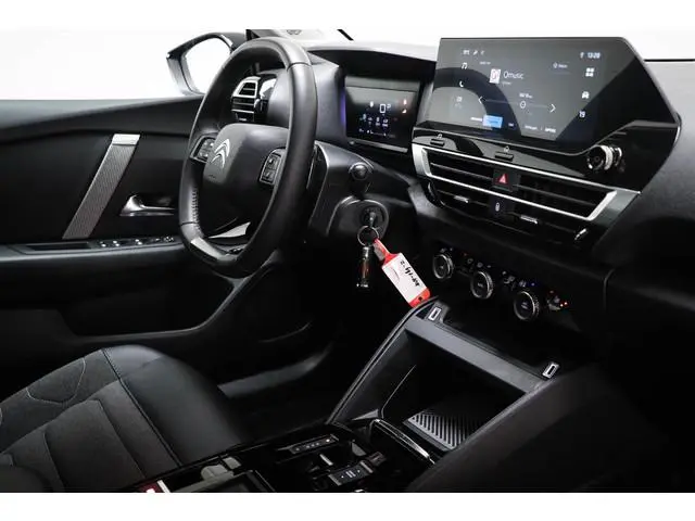 Citroen C4 1.2 Puretech Feel Pack | COLOR GLOSSY BLACK PACK | HALF LEDER | STOELVERWARMING | DAB | C...