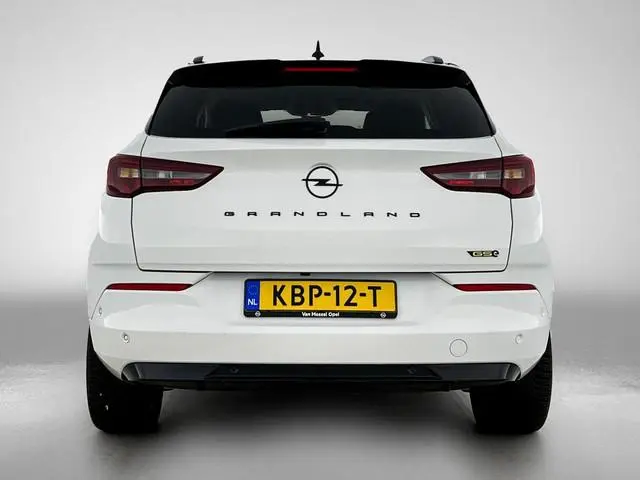 Opel Grandland 1.6 Turbo Plug-In Hybrid 4x4 GSe | Stoel verwarming | Camera | GSE |
