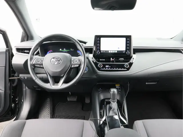 Toyota Corolla Touring Sports