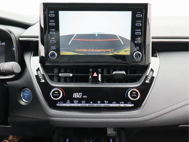 Toyota Corolla Touring Sports