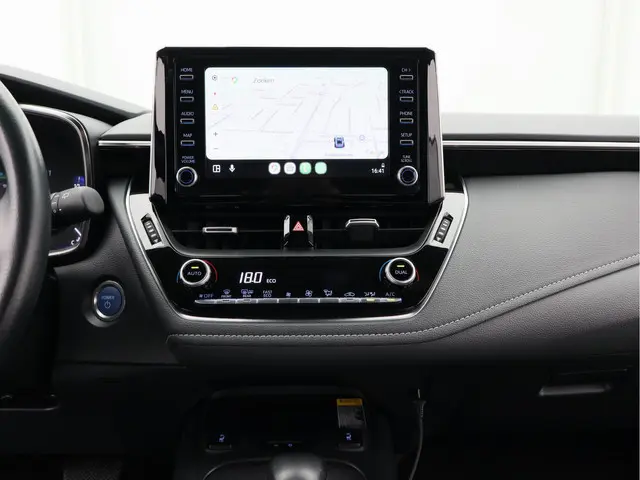 Toyota Corolla Touring Sports