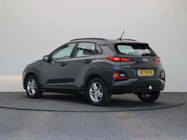 Hyundai Kona 1.0T Comfort | Trekhaak | All Season Banden | Achteruitrijcamera |