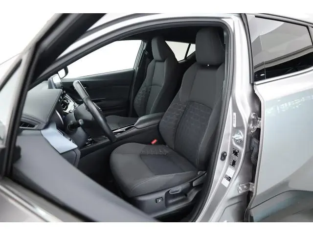 Toyota C-HR 1.8 Hybrid Executive | Rijklaar! | Cruise Contr. | Trekhaak | Camera | Keyless | Stoel-...