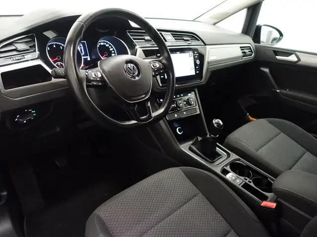 Volkswagen Touran 1.2 TSI Highline- 7 Pers, Carplay, Park Assist, Navi, Clima, Cruise Crtl