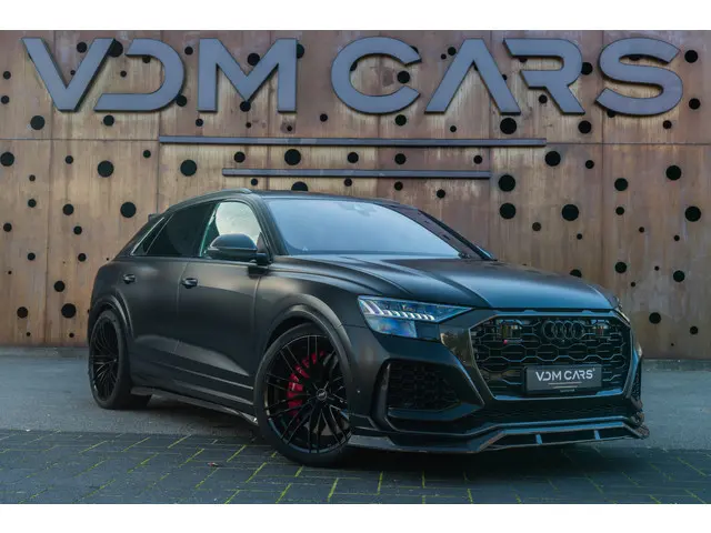Audi RSQ8