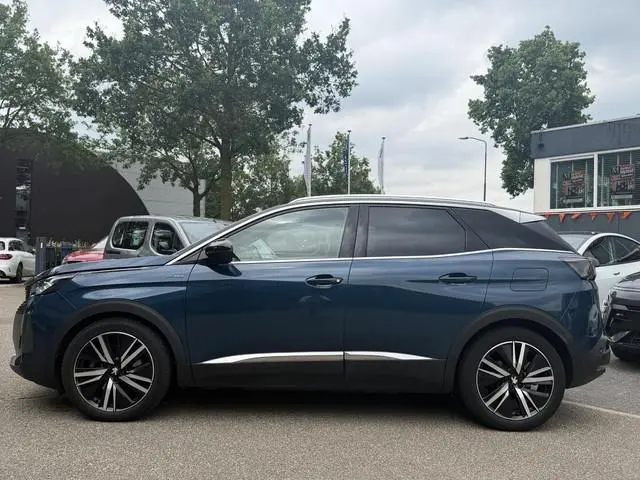Peugeot 3008 1.6 HYbrid 225 GT Pack Business VAN € 25.900,- VOOR € 23.440,- | UW WK-VOORDEEL: € 2.46...