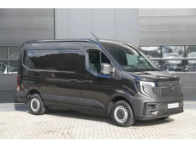 Renault Master E-Tech T35 L2H2 Advance Long Range 87 kWh 143pk - Navi - Camera - Betimmering - Stoel...
