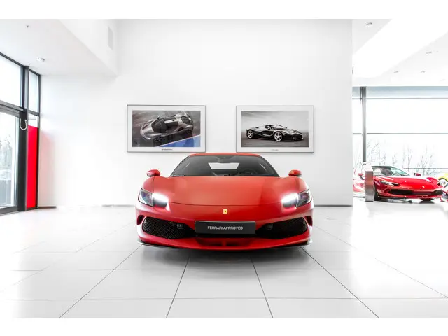 Ferrari 296