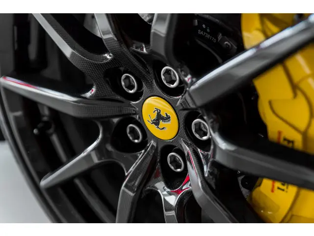 Ferrari 296