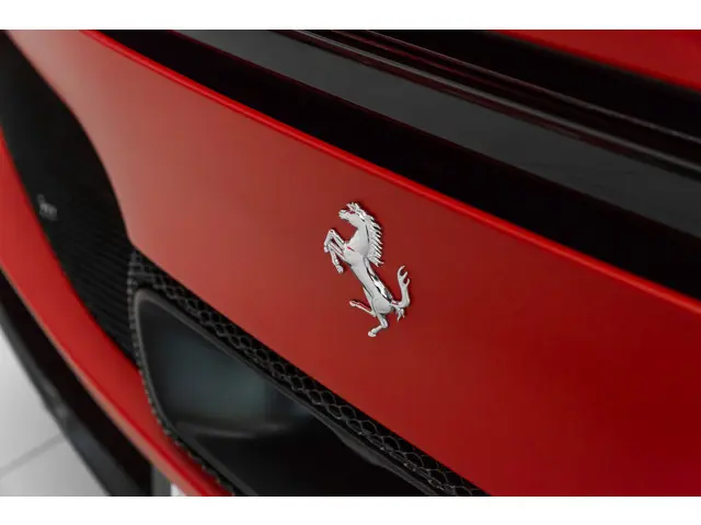 Ferrari 296