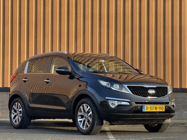 Kia Sportage 1.6 GDI ComfortLine | Stoelverwarming | Achterbankverwarming | Afneembare Trekhaak | Ca...