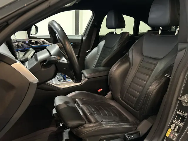 BMW i4 eDrive40 M Sport 84 kWh | trekhaak elektr. inklapbaar | Leder interieur | adaptief demping sy...