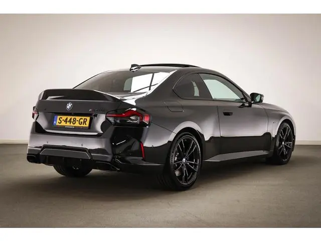 BMW 2-serie Coupé M240i xDrive High Executive | SCHUIFDAK | HARMAN KARDON | HEAD UP | DRAADLOZE LADE...