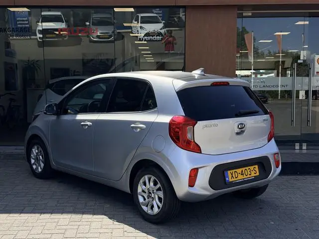 Kia Picanto 1.0 CVVT Design Edition | carplay | Camera | Climate control| Cruise control | NAV |