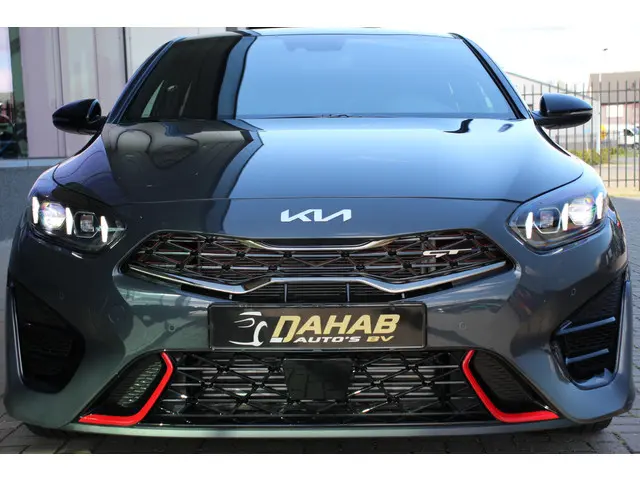 Kia ProCeed 1.6 T-GDi GT | DIRECT LEVERBAAR | 204PK | Panoramadak | JBL | Memory Seats