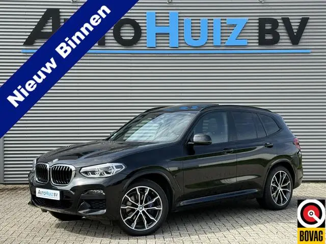 BMW X3 xDrive30e High Executive M Sport LED Panoramadak Trekhaak 20 Inch LMV Carplay Lederen interie...