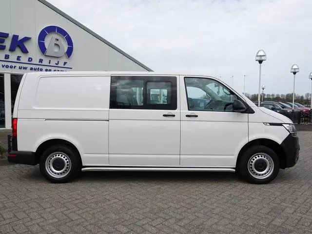 Volkswagen Transporter 2.0 TDI L2H1 30 DC 6-PERS | NAVI | CRUISE | SIDEBARS | AIRCO