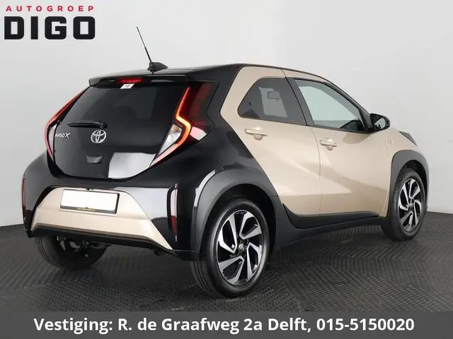 Toyota AYGO X 1.0 VVT-i S-CVT Pulse Automaat | Stoelverwarming | Apple Carplay & AndroidAUTO | Camer...
