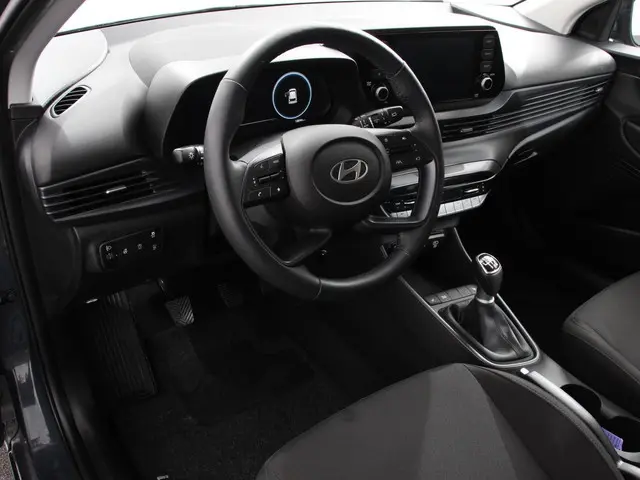 Hyundai i20 1.0 T-GDI Advanced | Climate control | Adaptieve cruise control | Achteruitrijcamera | S...