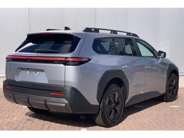 Toyota bZ4X Touring Dynamic Limited Edition 75 kWh / Nu met €3.000,- inruilpremie! / Direct leverbaa...
