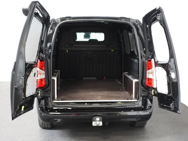 Citroen Berlingo 130PK Automaat L2 Navigatie Apple carplay/ Android Auto Cruise control Trekhaak par...
