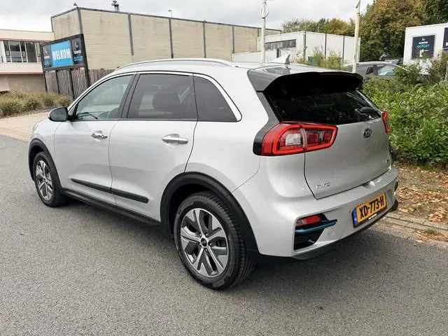 Kia e-Niro ExecutiveLine 64 kWh 204PK SOH 93% Leder•JBL