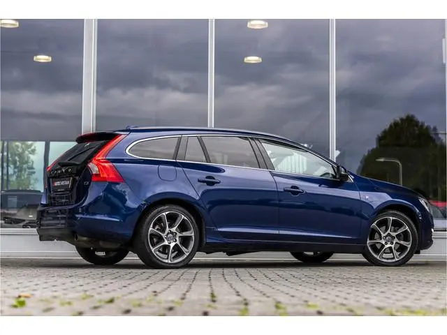 Volvo V60 1.6 T3 Ocean Race | Trekhaak | Stoelver. | Adaptive cc