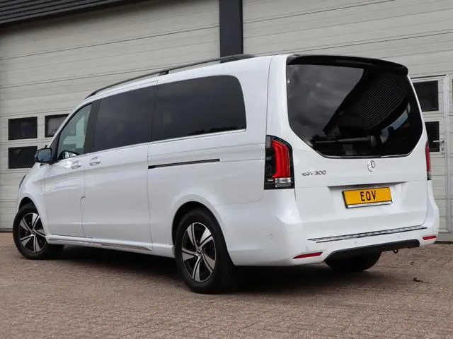 Mercedes-Benz EQV 300 90 kWh L3 Extra lang Avantgarde - 7 Pers.
