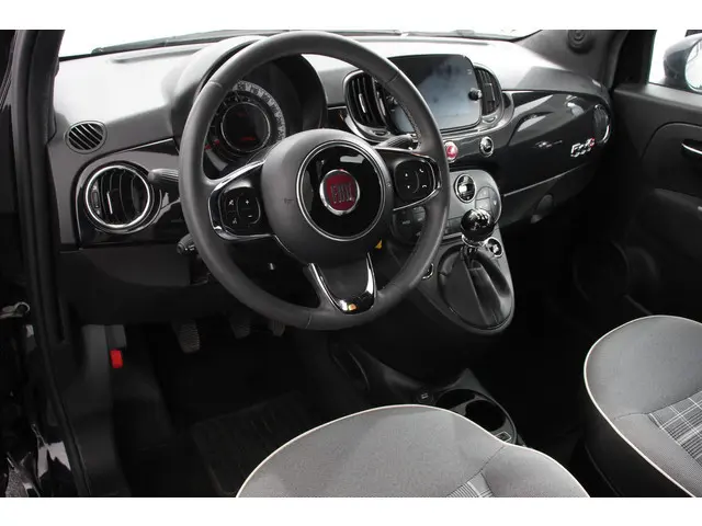 Fiat 500 C 1.0 70pk MHEV Lounge Plus | Navigatie | Apple Carplay/Android Auto | Parkeersensor achter...