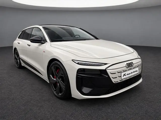 Audi A6 Avant e-tron S edition performance 100 kWh / 367pk · Panoramadak · Luchtvering · Nappa- Lede...