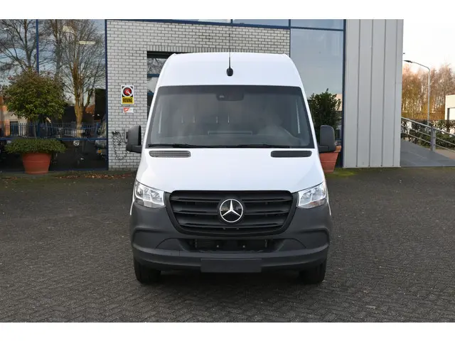 Mercedes-Benz eSprinter
