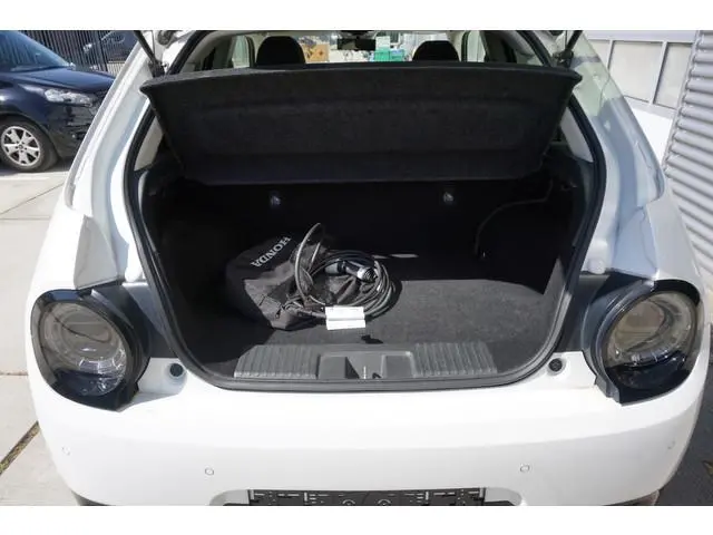Honda E