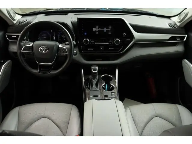 Toyota highlander