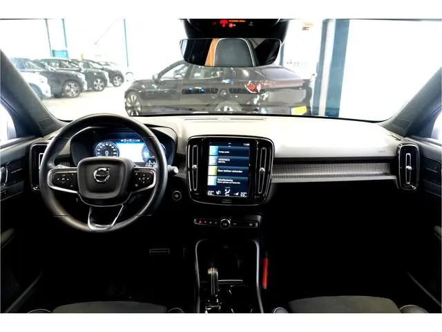 Volvo XC40 1.5 T4 155kW/211pk DCT7 Recharge R-Design PANORAMADAK + EL.TREKHAAK + HARMAN/KARDON + POW...