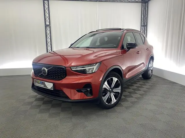 Volvo XC40 1.5 T5 Plug-in hybrid Ultimate Dark | Apple carplay | Panodak | H&K | Stoelen + klep elek...