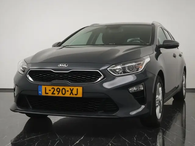 Kia Ceed Sportswagon 1.0 T-GDi 120PK DynamicLine - Navigatie - Camera - Climate control - Cruise con...