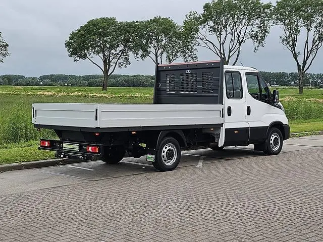 IVECO DAILY 35S16 dub cab open laadbak
