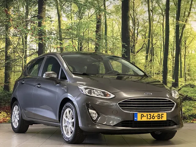 Ford Fiesta 1.1 Trend | Cruise Control | Parkeersensoren Achter | Apple Carplay/Android Auto | Lane...