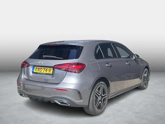 Mercedes-Benz A-Klasse 250 e Business Solution AMG | Panorama - Schuifdak | Multibeam Led | Apple Ca...