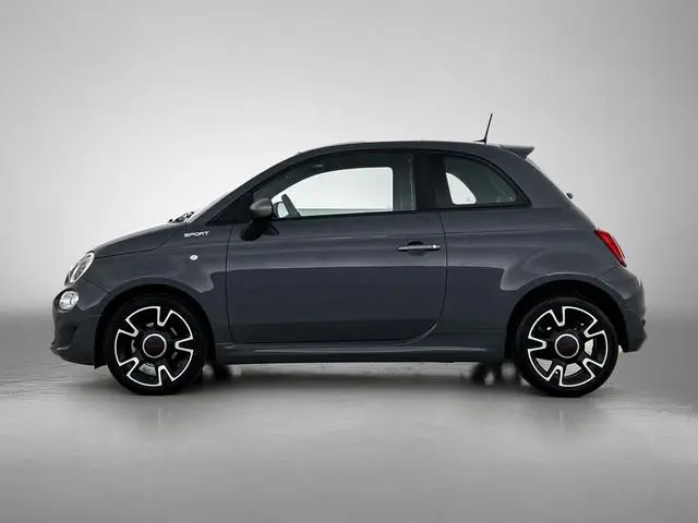 Fiat 500 1.0 Hybrid Sport | Panoramadak | Apple Carplay/Android Auto | Parkeersensoren |