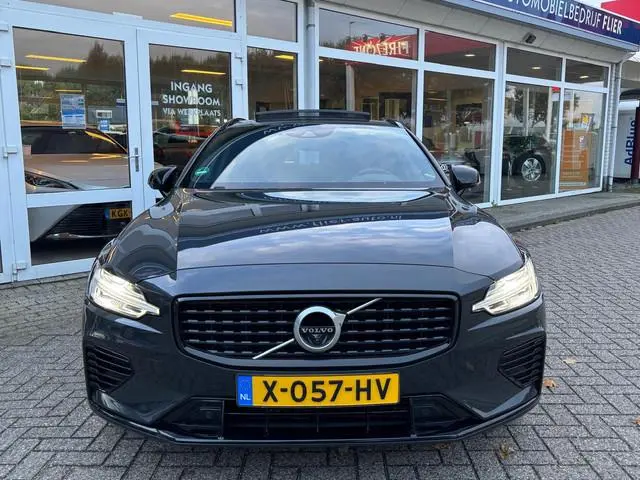 Volvo V60 2.0 T6 340PK Twin Engine AWD R-Design ---VERKOCHT---